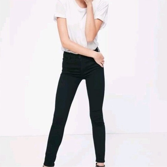MOTHER Denim - Mother The Looker in Not Guilty Black Stretch Skinny Jeans 25